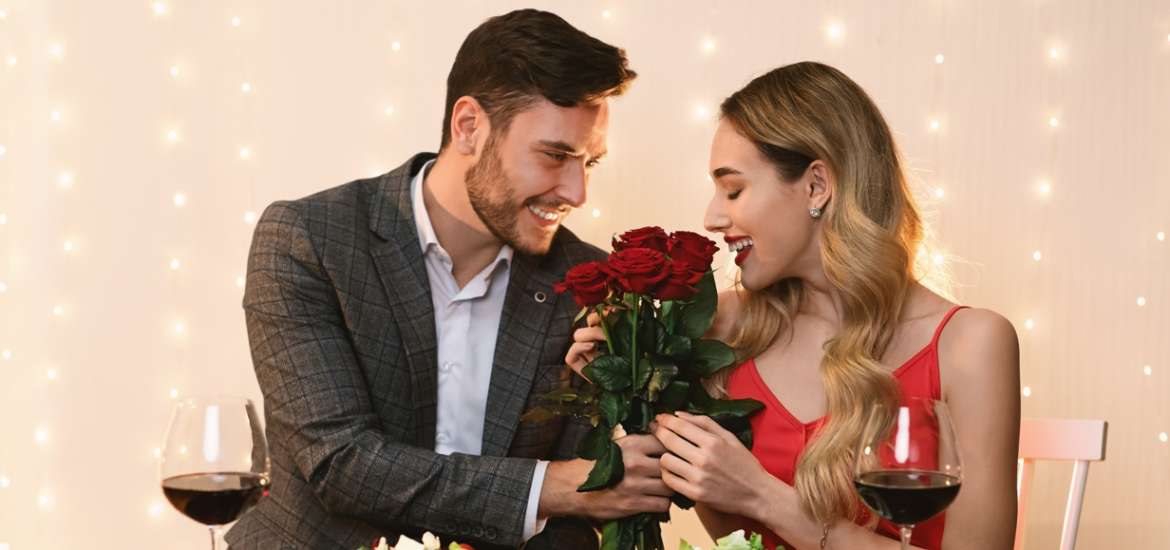 Πως εκφράζουν τα ζώδια τον ρομαντισμό τους;