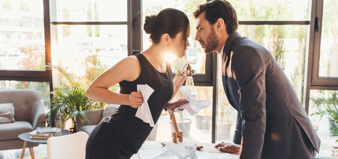 Ζώδια: Δες το ευαίσθητο σημείο του για να τον κατακτήσεις.