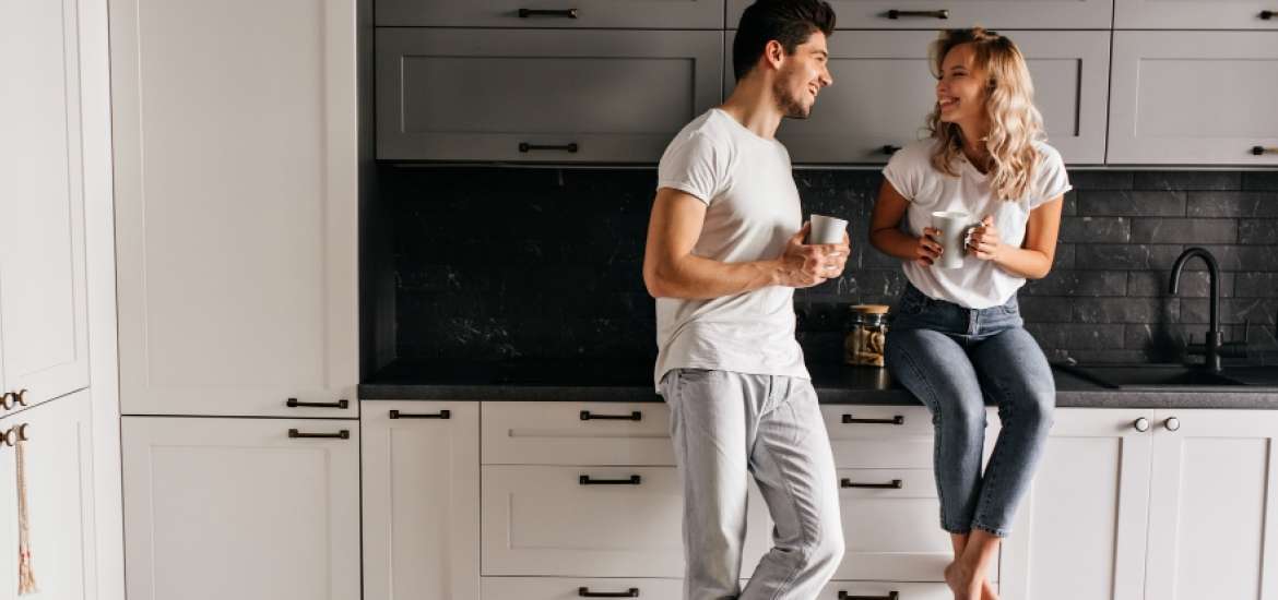 Πως πείθονται οι άντρες του ζωδιακού για συγκατοίκηση;