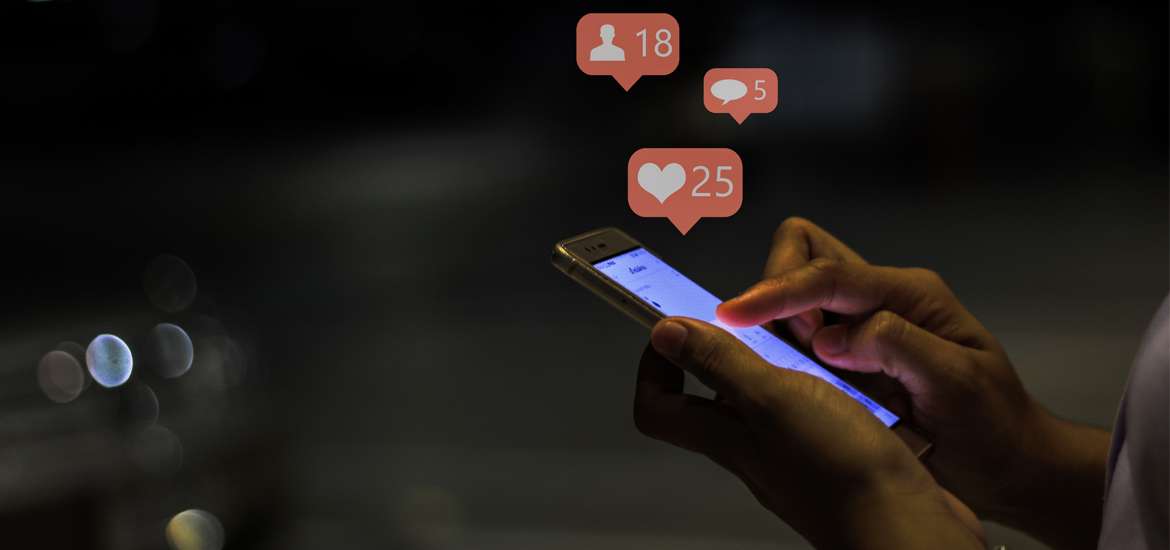 Τι SMS εξομολόγησης θα σου έστελνε ανάλογα με το ζώδιό του;