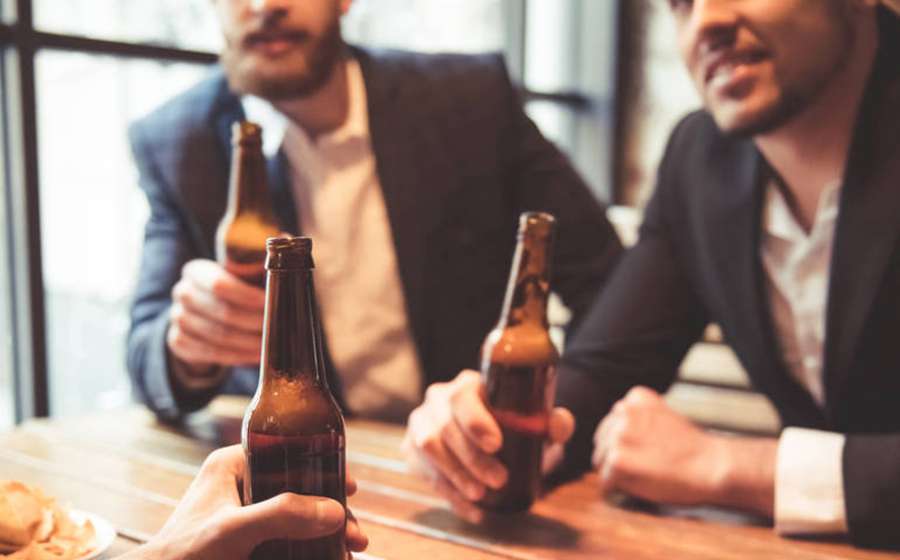 Πως βλέπουν οι άνδρες μία γυναίκα με βάση το ζώδιο της.