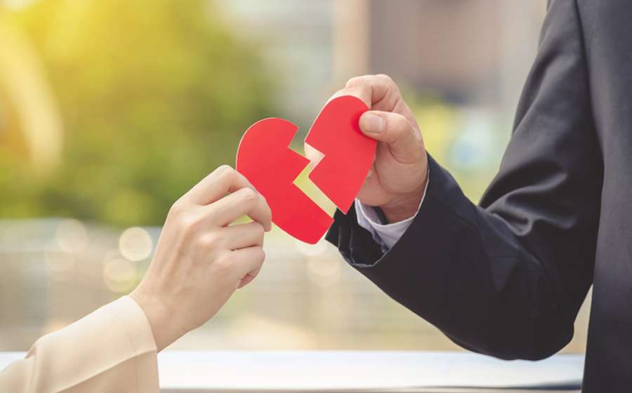 Ζώδια: Τι να κάνεις μετά από χωρισμό για να επιστρέψει.