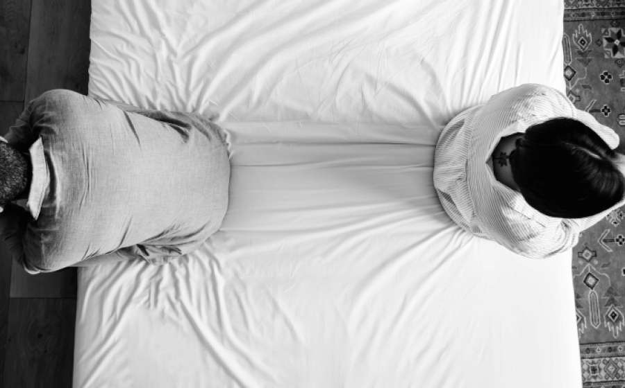 Τα 4 ζώδια που δείχνουν ψυχρά αλλά μέσα τους λιώνουν.