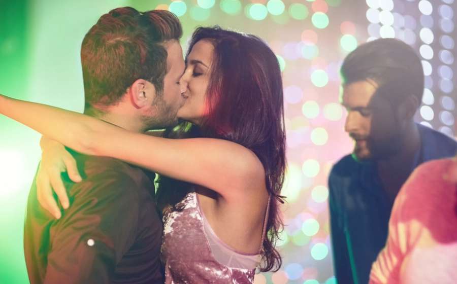 Τα 3 πράγματα που κάθε ζώδιο θέλει στα ερωτικά του.