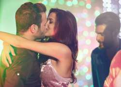 Τα 3 πράγματα που κάθε ζώδιο θέλει στα ερωτικά του.